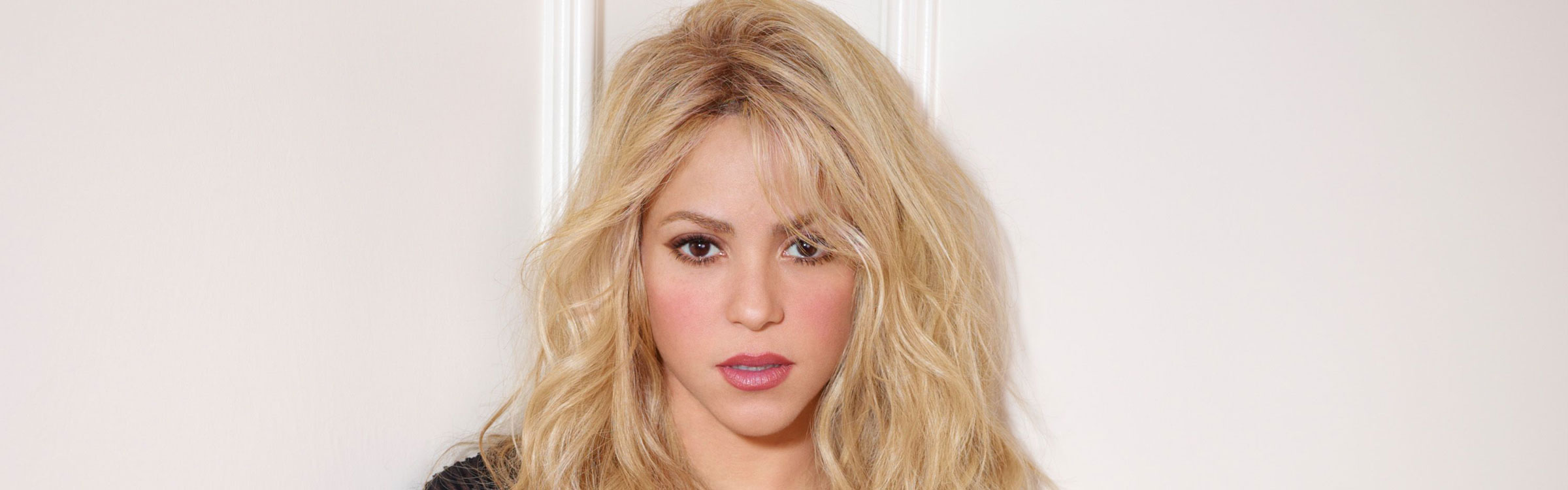 Shakira header