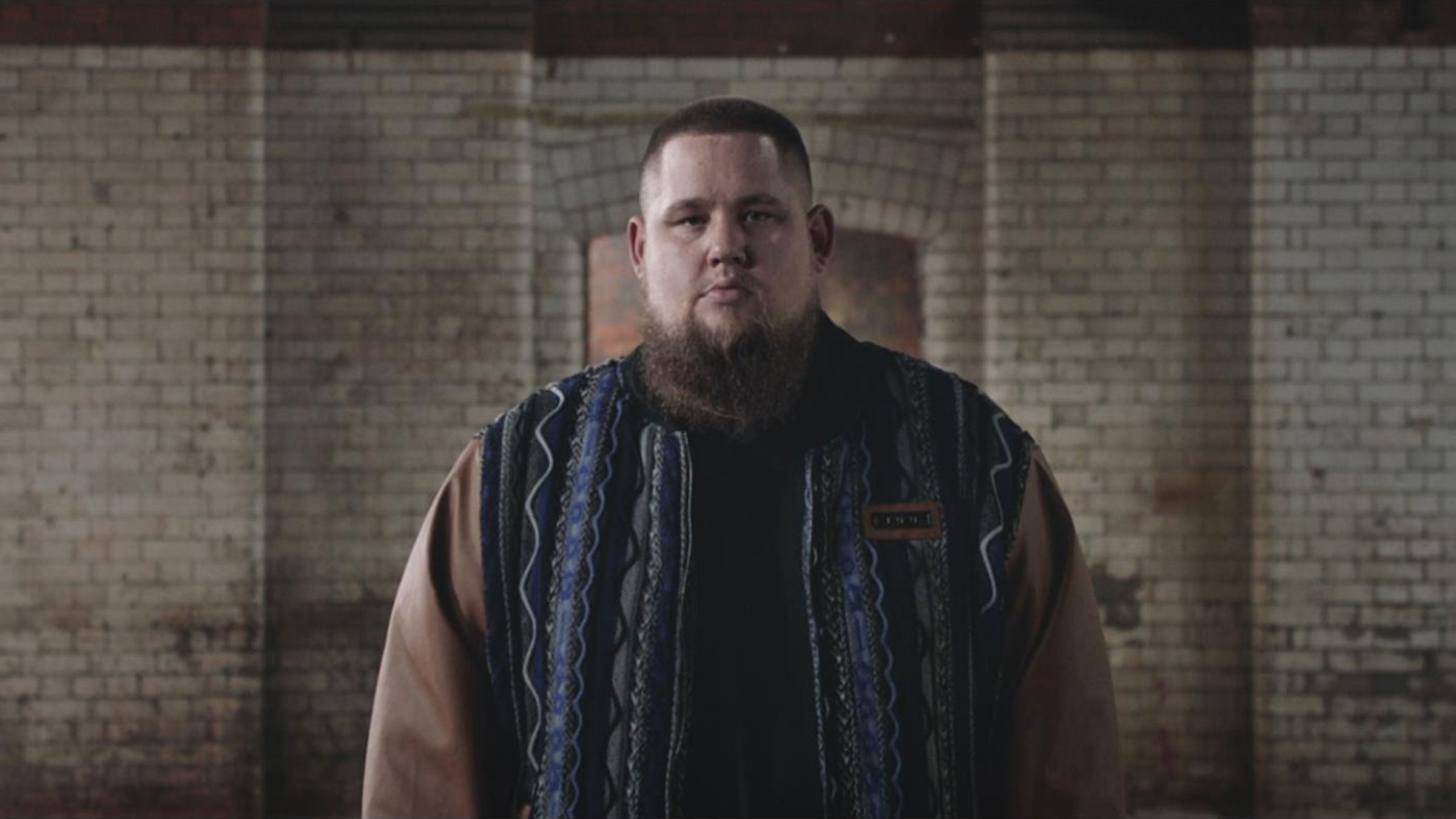 16x9 q ragnboneman