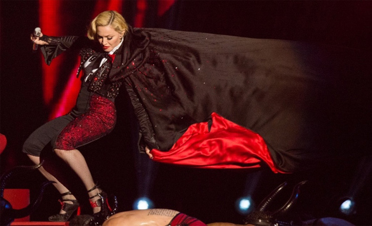 Madonna 02 0 0