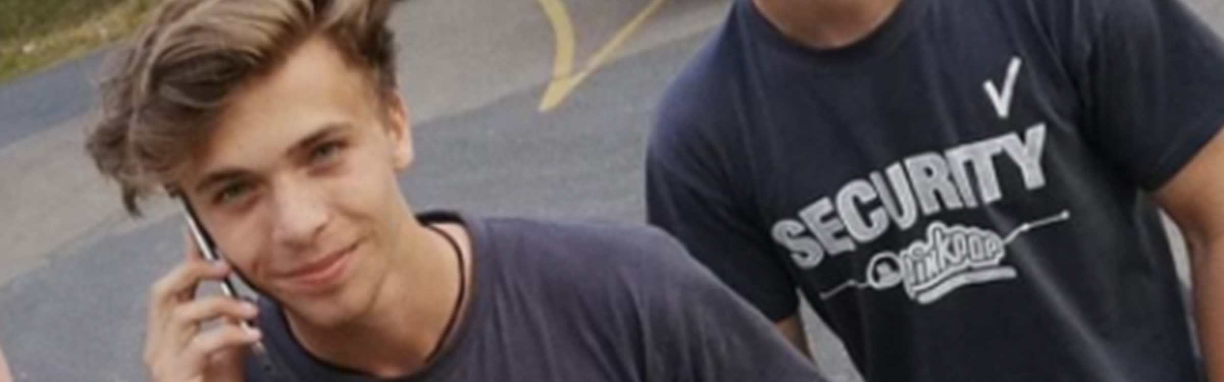 Boy roeles header