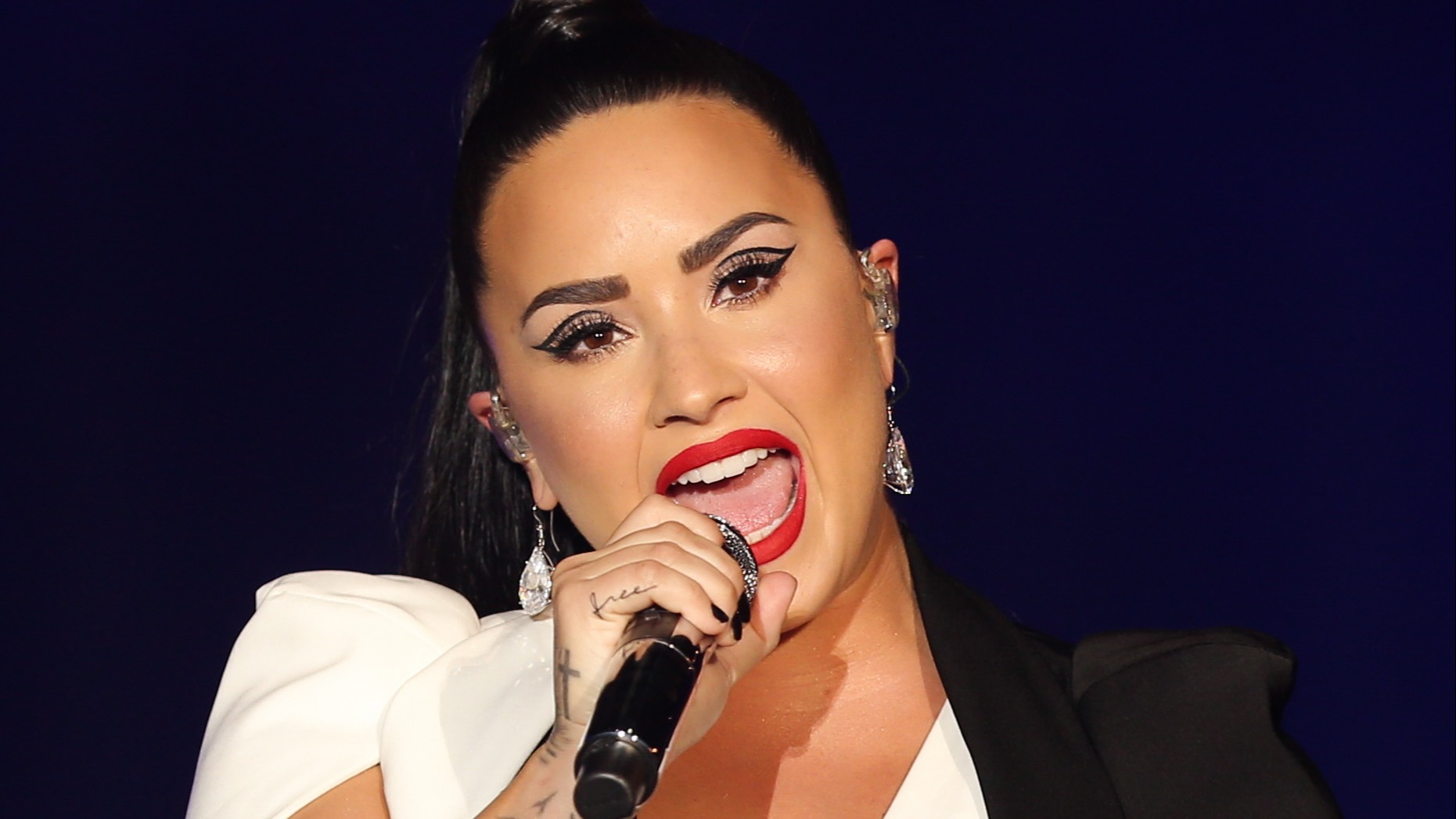 Demi lovato