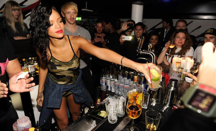 Rihanna celebrates at her after party following her show at berns during her 777 tour