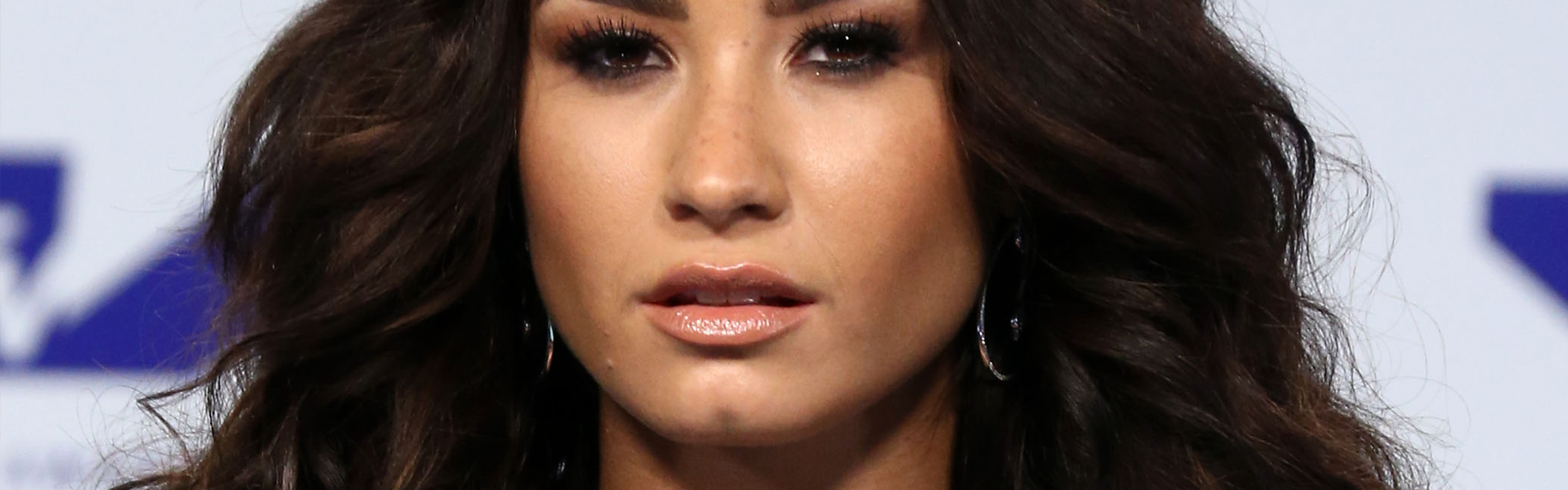 Demiheader
