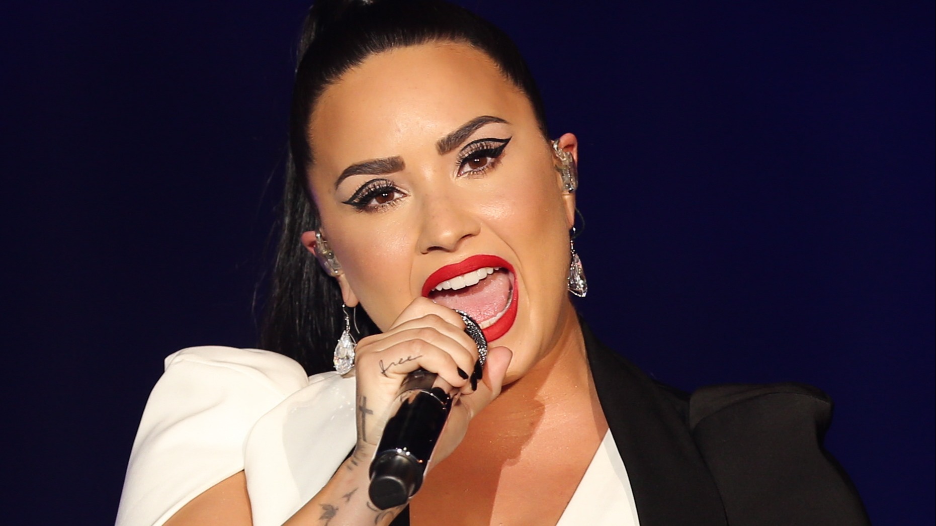 Demi lovato