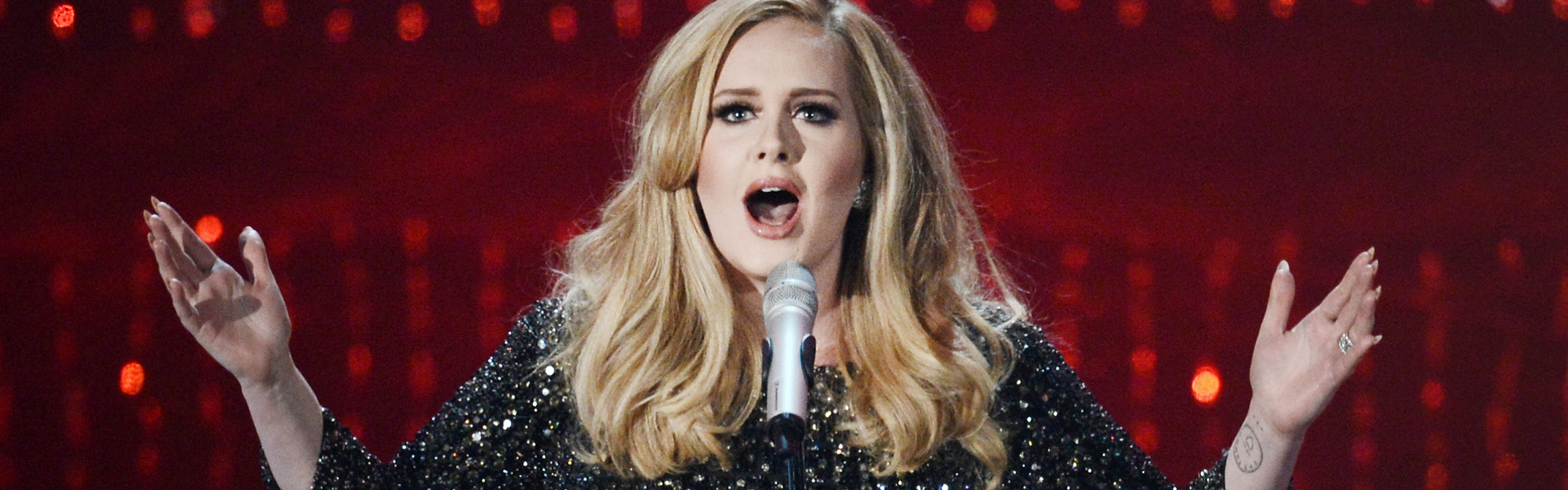 Adele2400