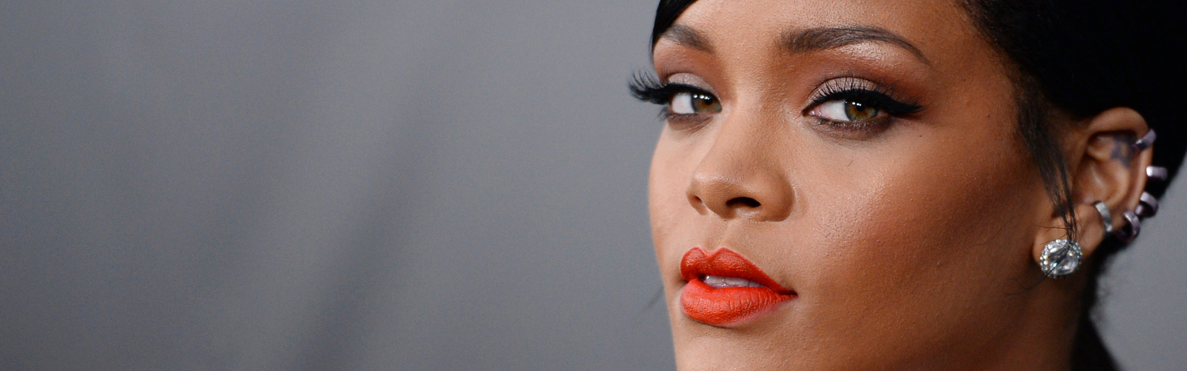 Header rihanna
