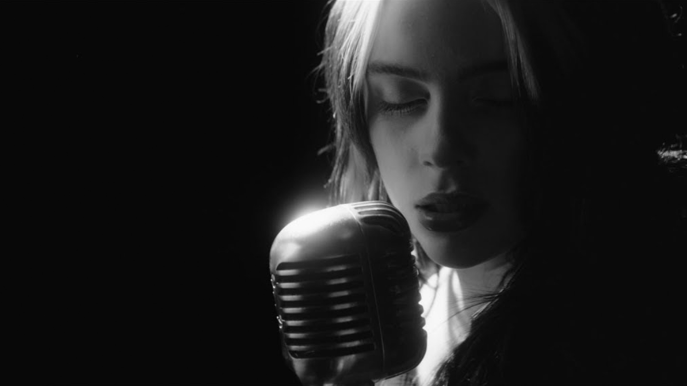 Нот тайм ту дай. No time to die Billie. Билли Айлиш ноу тайм ту дай. Not time to die Billie Eilish. No time to die Billie Eilish обложка.